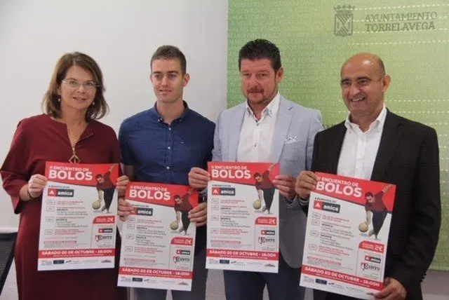 Presentaci&oacute;n del II Torneo Ben&eacute;fico en favor de AMICA