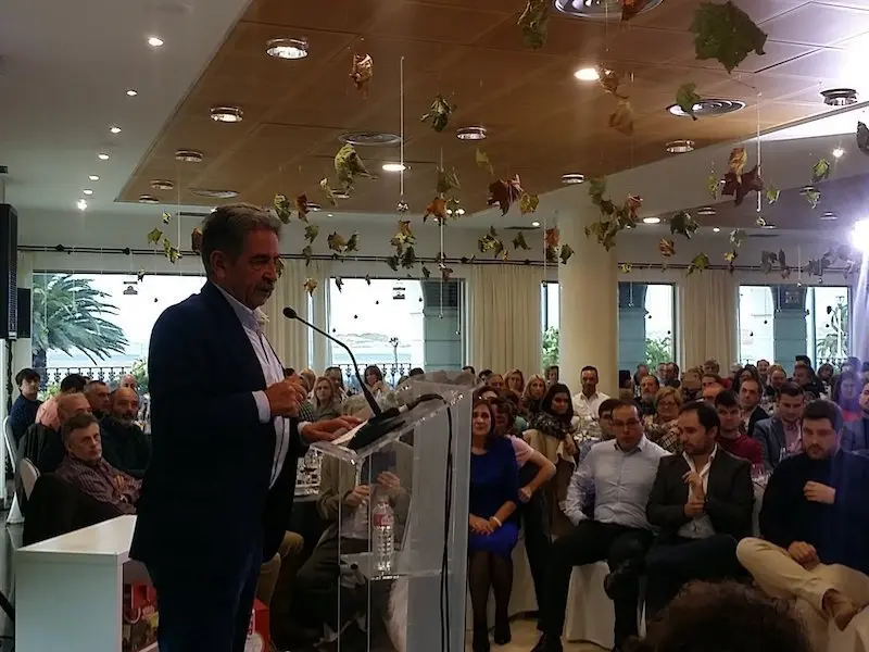 Miguel &Aacute;ngel Revilla en la comida de Navidad del PRC | Foto- @prccantabria