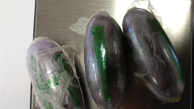 Imagen de las bellotas de hach&iacute;s incautadas