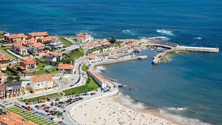 Puerto de Comillas