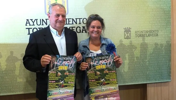 EuropaPress_2297723_Presentaci&oacute;n_festival_de_folclore_'Lo_Nuestro'