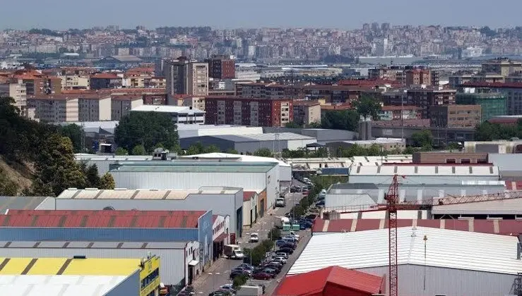 EuropaPress_1291427_Pol&iacute;gono_industrial_