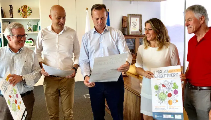 EuropaPress_2321329_Consejero_Medio_Rural_Mercado_Alimentario_Puente_Viesgo