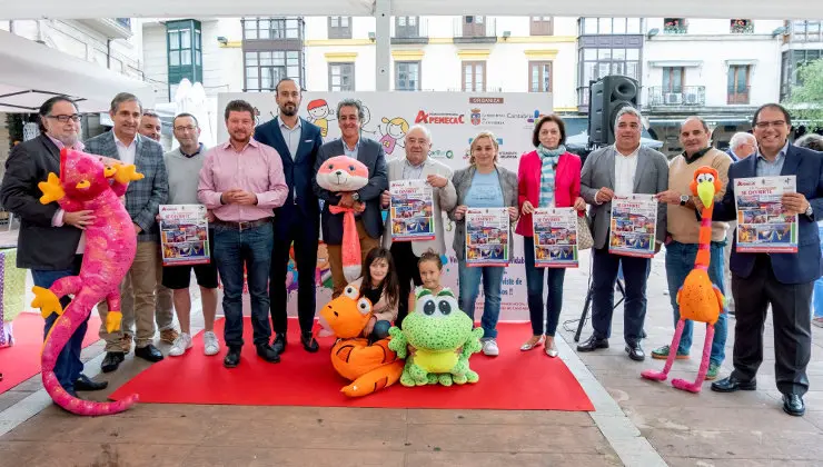 EuropaPress_2326255_Presentaci&oacute;n_de_'Torrelavega_se_divierte'