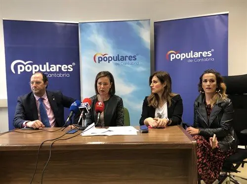 Imagen de los concejales del PP