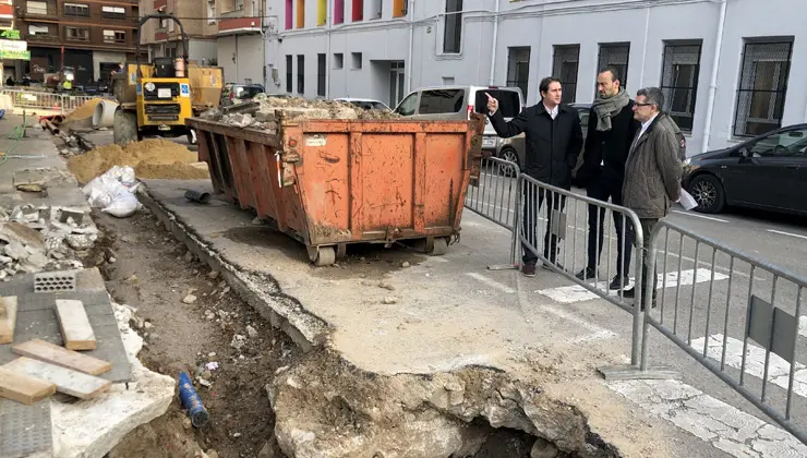 Visita de las autoridades a las obras