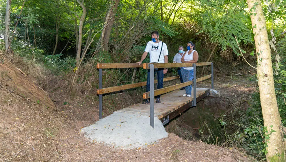 Visita a las mejoras de la senda peatonal en Polanco