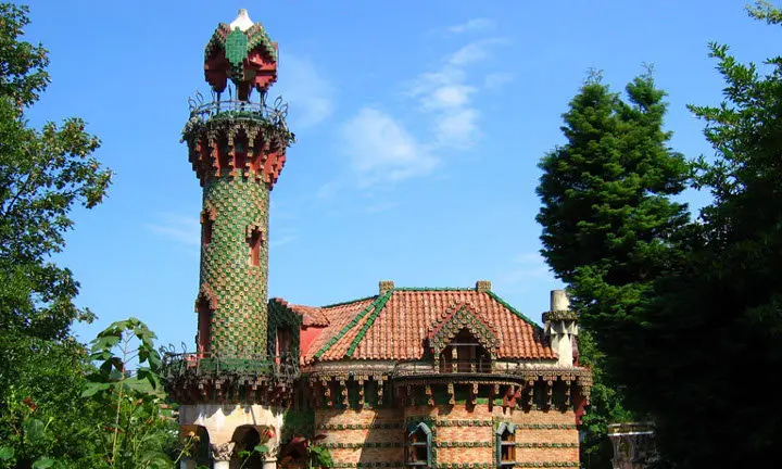 El Capricho de Gaud&iacute;, monumento en Comillas