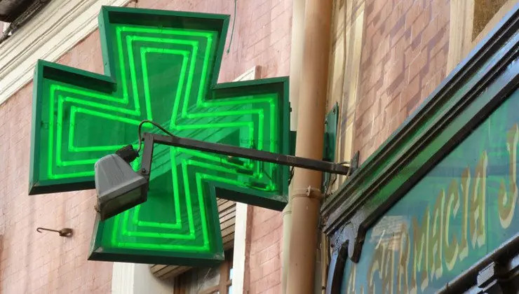 Las farmacias de Cantabria no podr&aacute;n realizar test Covid