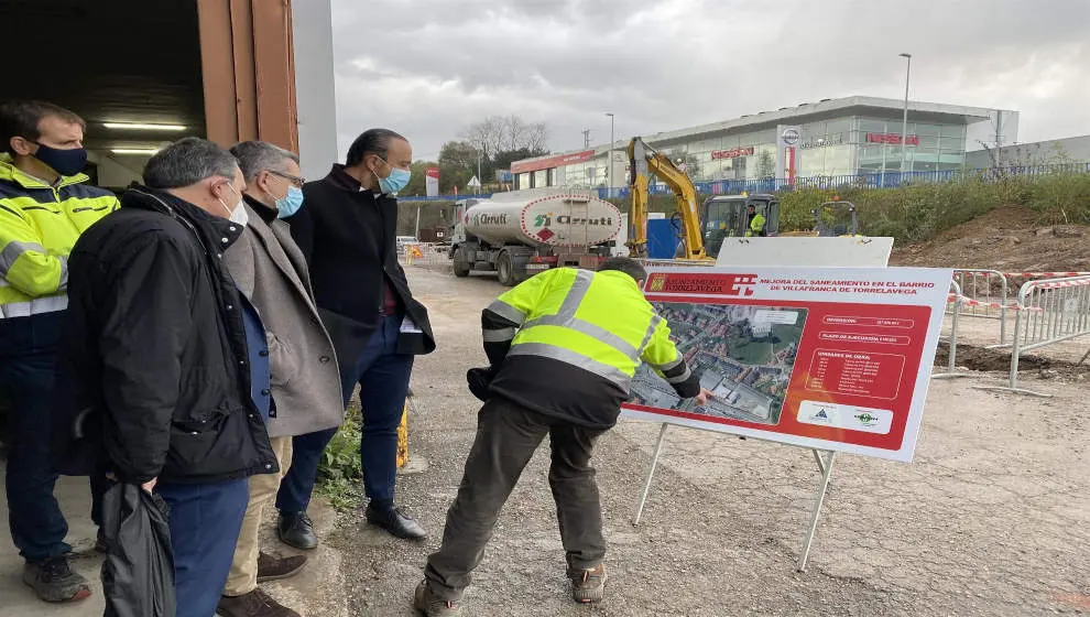 Trabajos de saneamiento en el barrio Villafranca de Campuzano