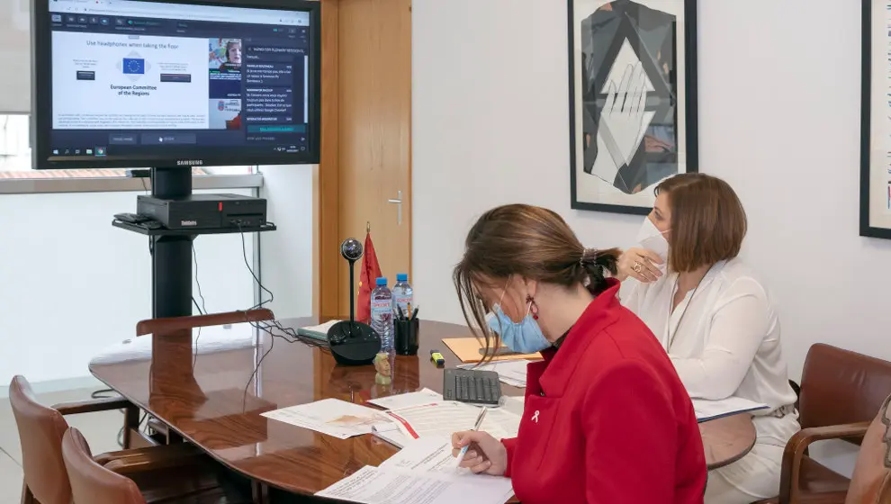 La consejera de Presidencia, Interior, Justicia Y Acción Exterior, Paula Fernández, interviene en el Pleno del Comité de las Regiones de Europa
