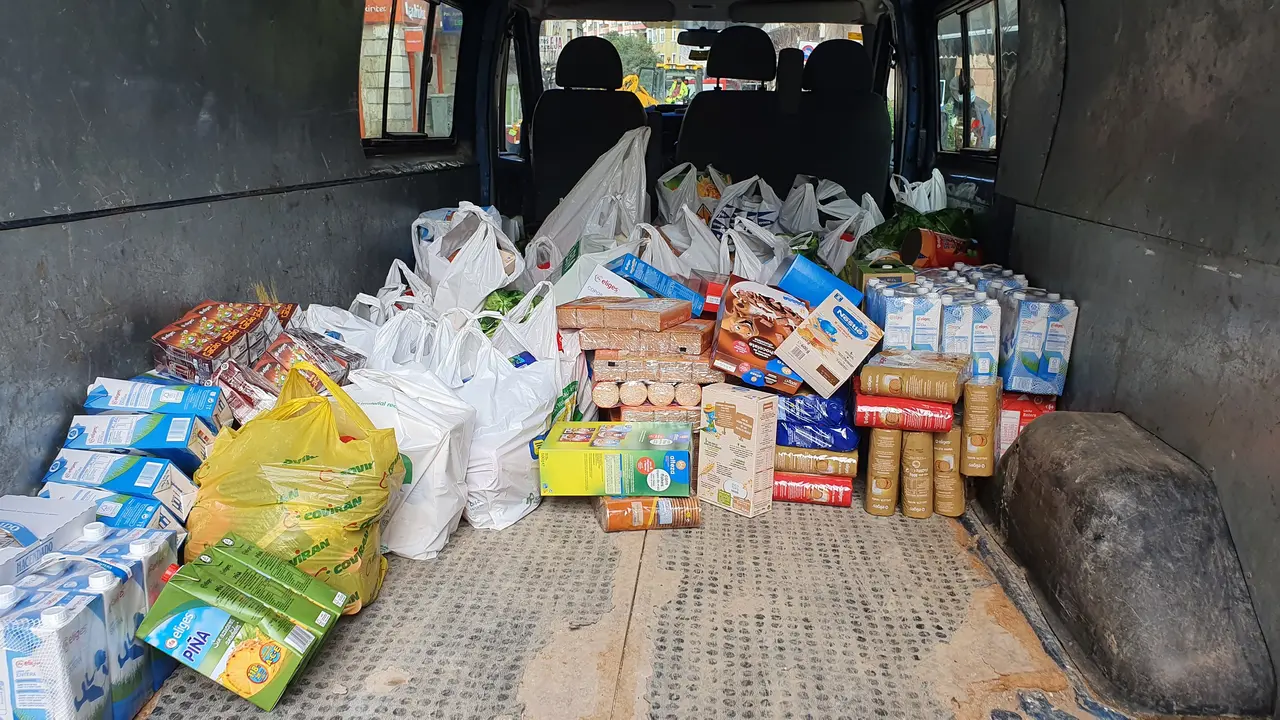 Alimentos recogidos por Rosa Navidad