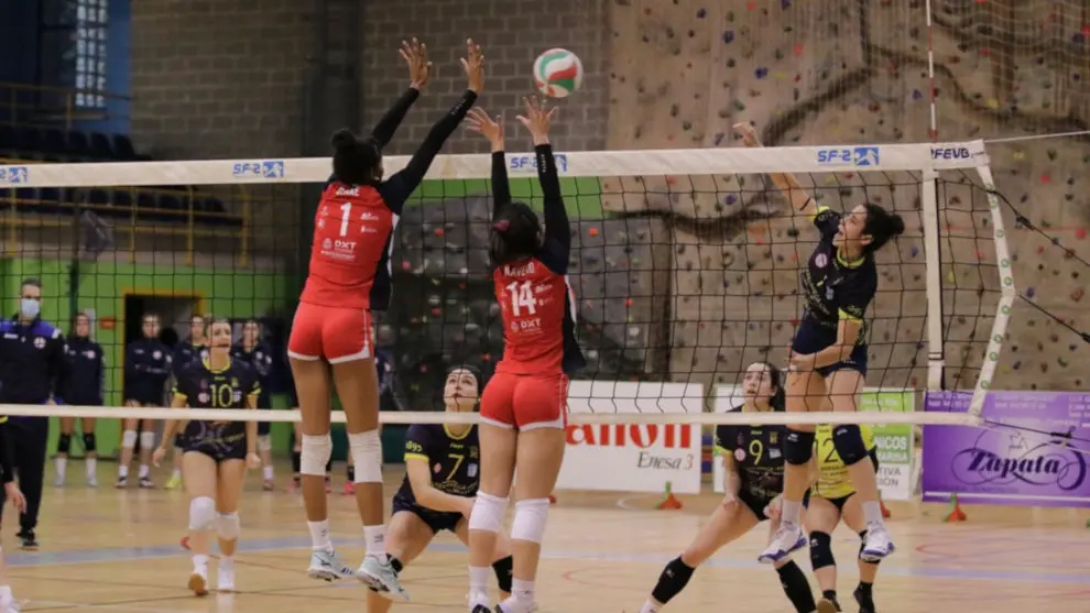 El Torrelavega 1895 durante un partido