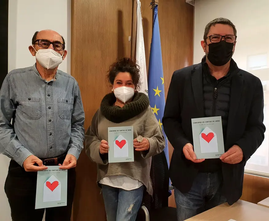 Presentación del libro con los escritos premiados en el concurso de cartas de amor