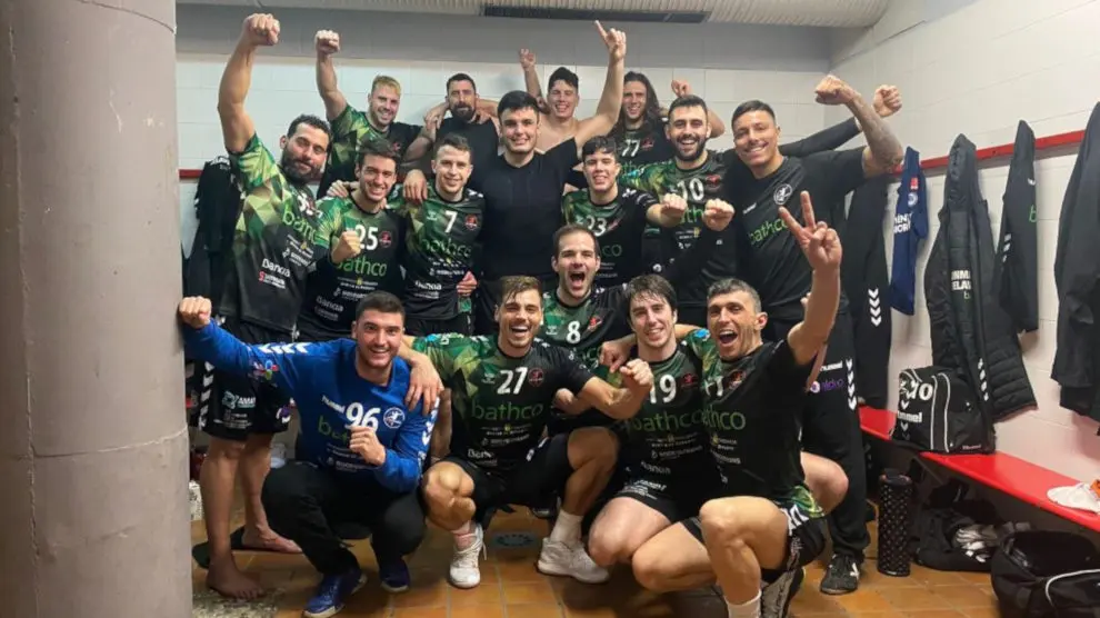 CREATOR: gd-jpeg v1.0 (using IJG JPEG v62), quality = 82
