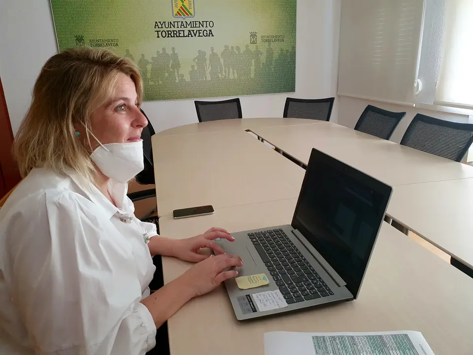 Torrelavega lanza un concurso de decoraci&oacute;n de calles y escaparates que repartir&aacute; 6.000 euros