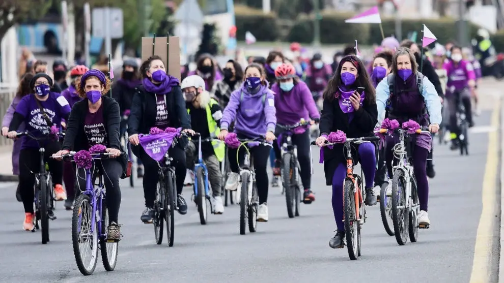 Bicicletada feminista en Santander