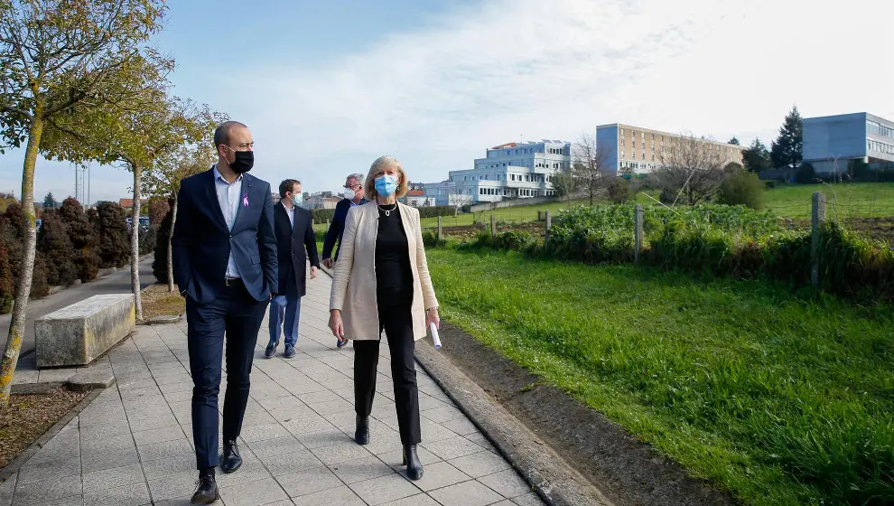 Visita de las autoridades