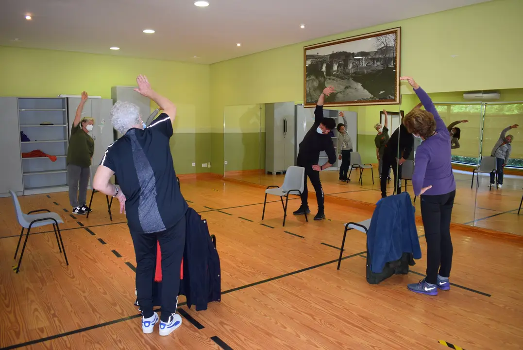 Clase del programa de promoci&oacute;n del envejecimiento activo