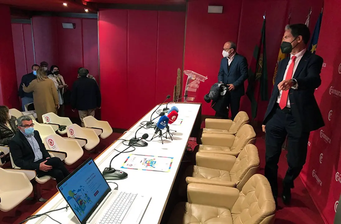 Presentaci&oacute;n de 'Lotengo', la plataforma digital del comercio de Torrelavega