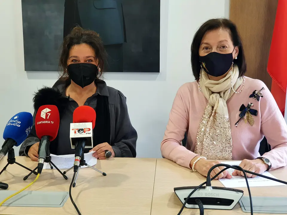 Esther V&eacute;lez y Ana Barca