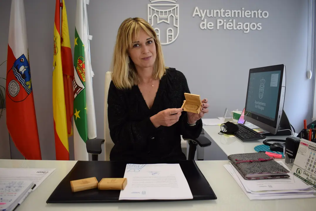 La alcaldesa de Pi&eacute;lagos, Ver&oacute;nica Samperio