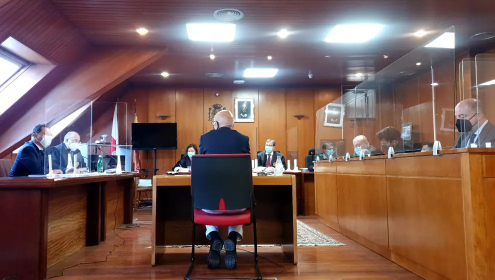 El exalcalde de Noja, Jesús Díaz, durante su declaración en el juicio por presunta prevaricación | Foto- edc