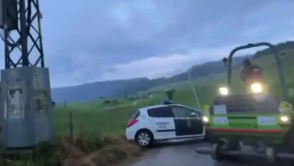 Altercado entre agricultores y Guardia Civil en Serdio