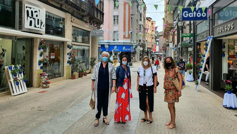 Visita a los comercios que participan en el concurso 'Escaparate compartido'