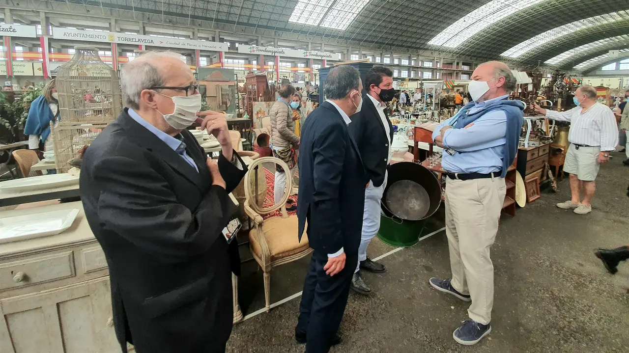 Inauguración de la 22&ordf; Feria de Desembalaje Cantabria en el MNG