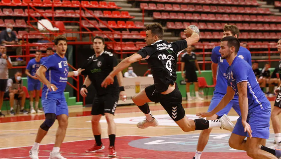 El conjunto torrelaveguense comienza la pretemporada dejando buenas sensaciones