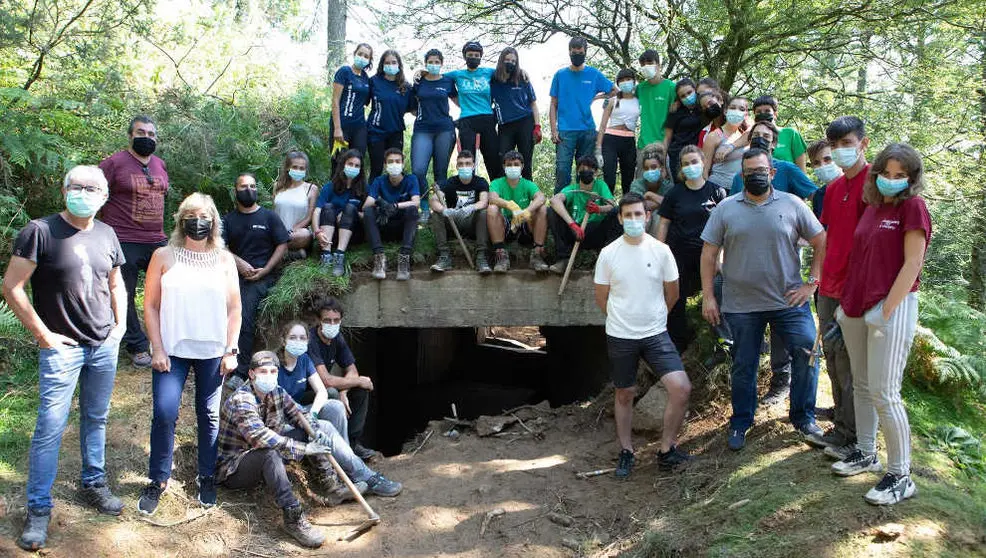 Javier Remírez y Ana Ollo visitan el campo de voluntariado