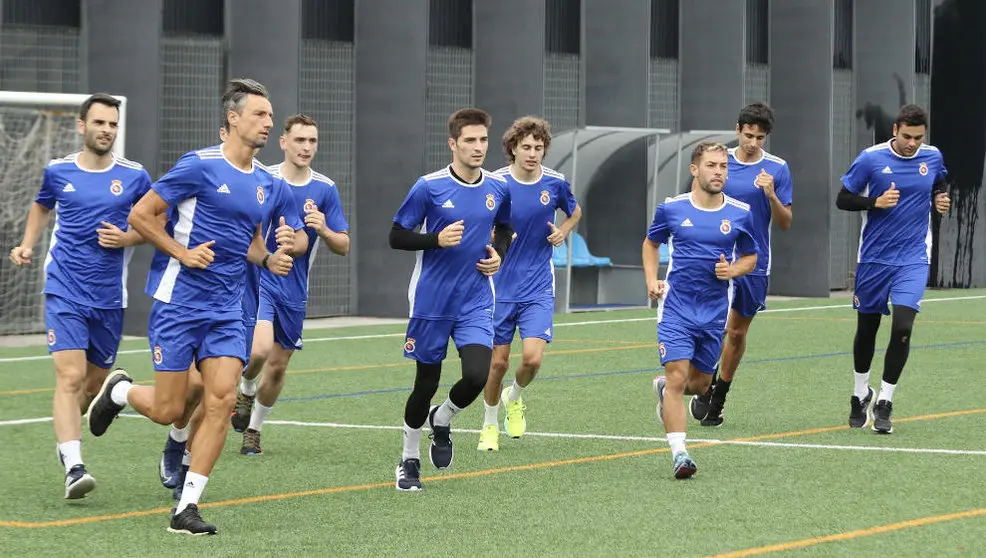 Jugadores de La Gimnástica durante un entrenamiento