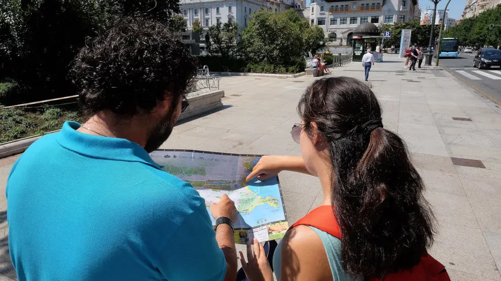 Turistas en Santander