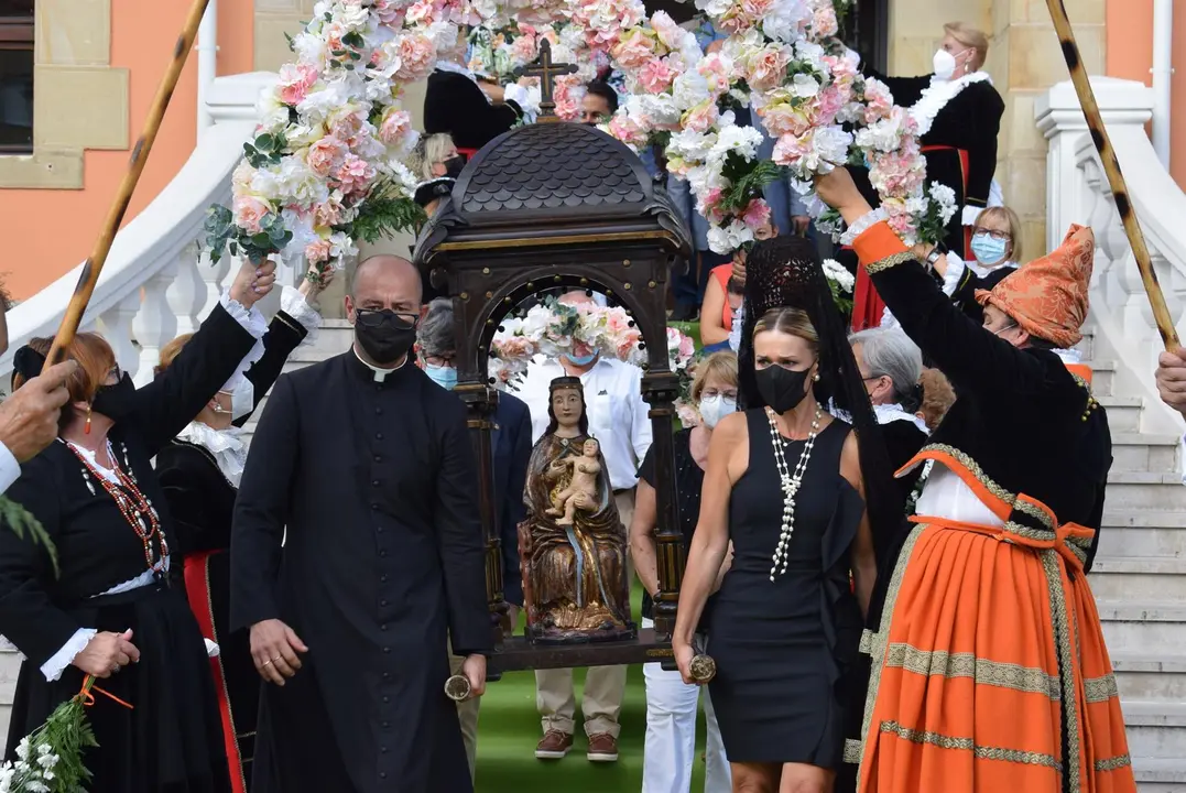 Ofrenda floral a la Virgen de Valencia 2021