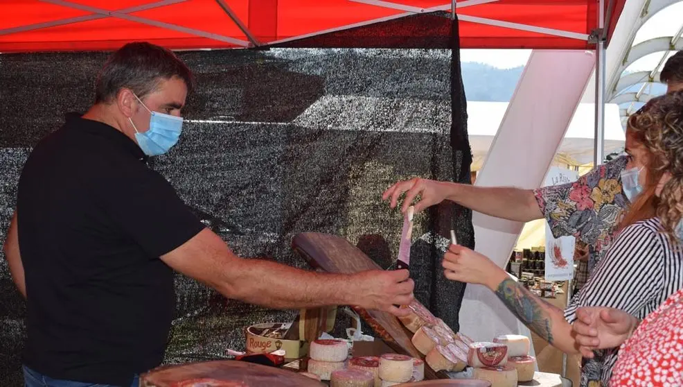 II Mercado Agroalimentario y Artesano