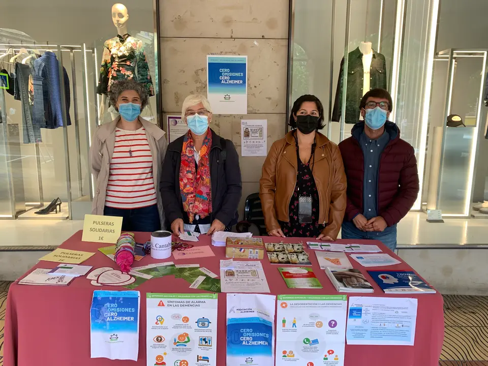 El Ayuntamiento de Torrelavega se suma al D&iacute;a Mundial del Alzheimer