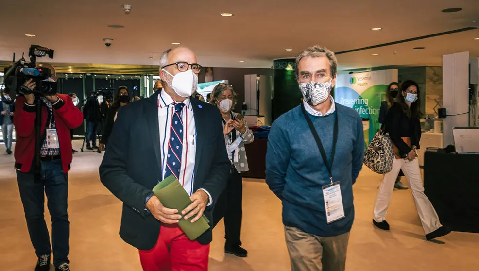 El Consejero De Sanidad, Miguel Rodríguez, Y El Director Del Centro De Coordinación De Alertas Y Emergencias Sanitarias, Fernando Simón
