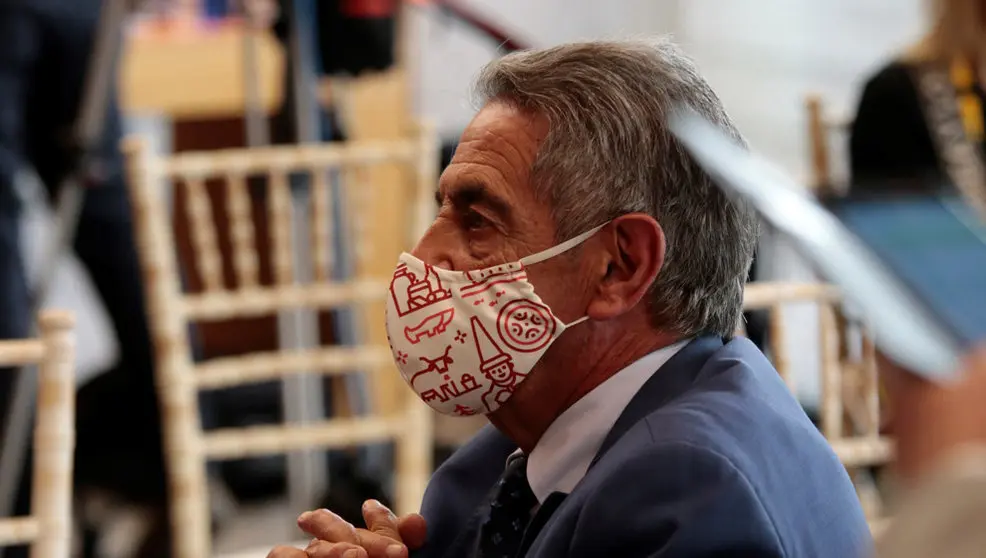 El presidente de Cantabria, Miguel &Aacute;ngel Revilla