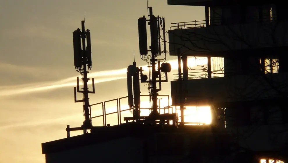 La mejora del ancho de banda y la baja latencia permitir&aacute; un mayor n&uacute;mero de dispositivos conectados a la misma red