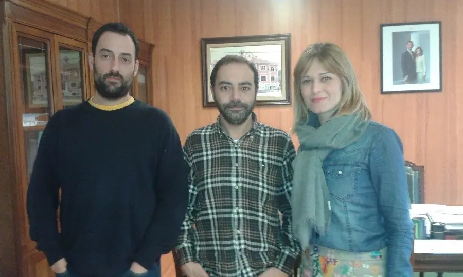 Reuni&oacute;n de ACpT con Ver&oacute;nica Samperio