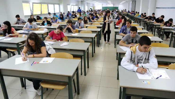 Los alumnos podrán aprobar Bachillerato con una asignatura suspensa, y por lo tanto presentarse a la Selectividad