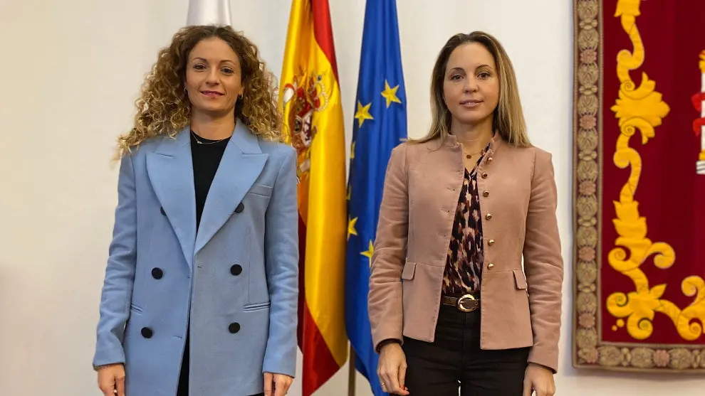  La delegada del Gobierno, Ainoa Quiñones, se reúne con la nueva jefa de Coordinación de Violencia sobre la Mujer, Diana Mirones