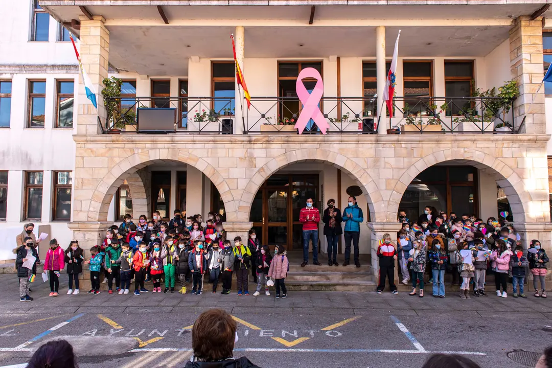 Alumnos de Reoc&iacute;n participan en una actividad organizada con motivo del D&iacute;a Internacional de los Derechos del Ni&ntilde;o