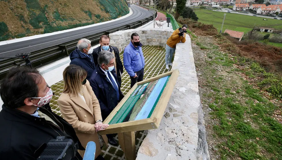 Las autoridades inauguran la actuación de la carretera y paseo peatonal entre Mortera y Liencres GOBIERNO 04:2:2022