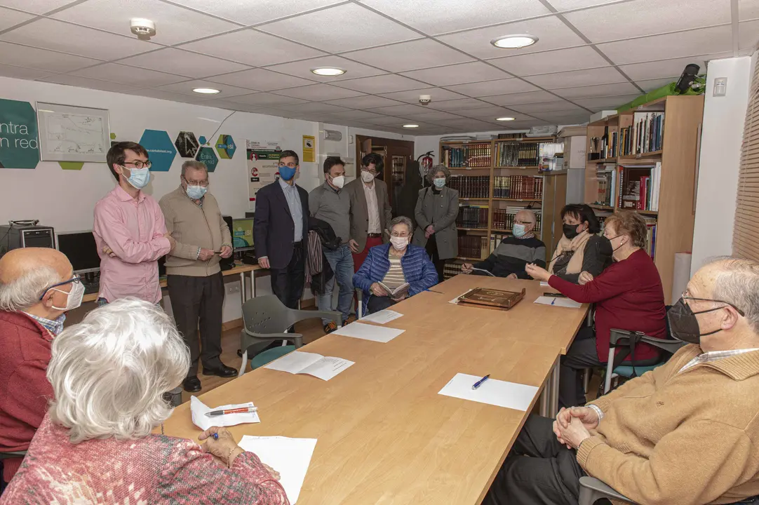 Inicio de talleres para reducir la brecha digital entre los mayores