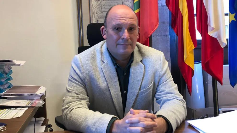 El alcalde de Santillana del Mar, Ángel Rodríguez