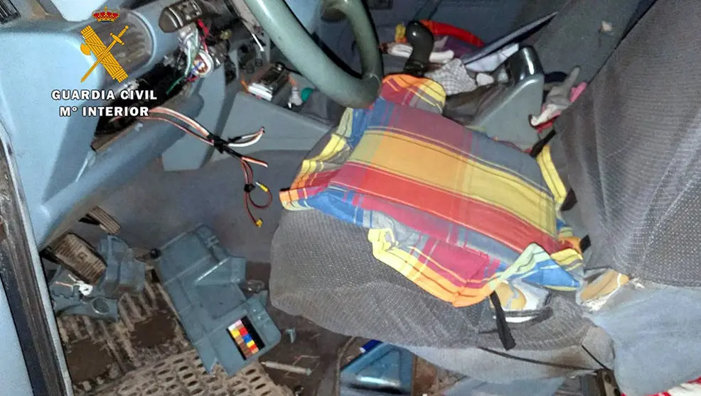 Vehículo robado por el detenido