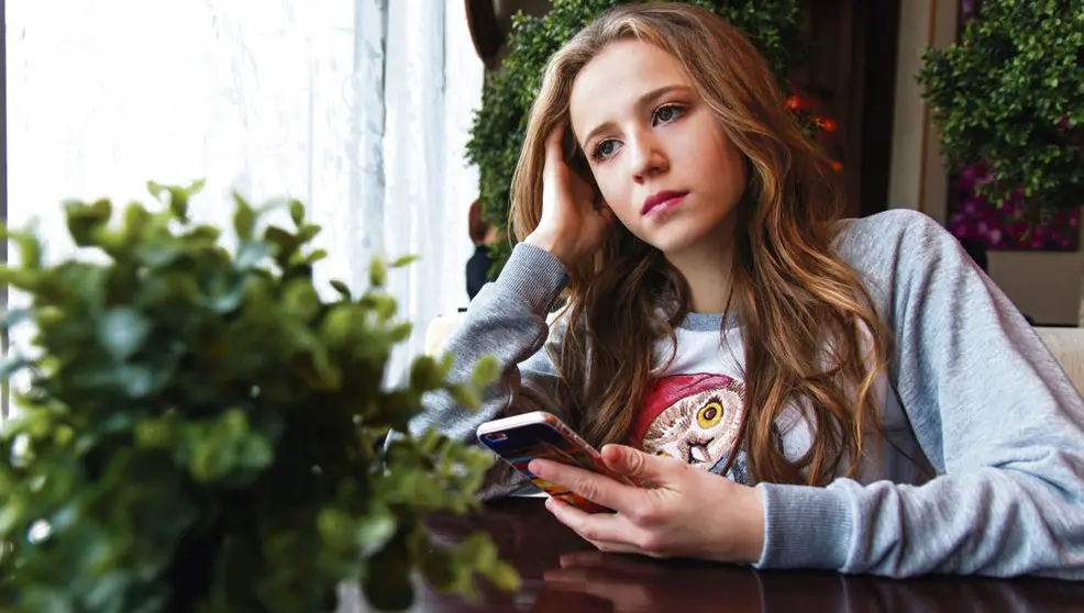 Según los datos del estudio, los hombres son más felices, aunque se da una excepción en la franja de edad de 35 a 44 años, donde son las mujeres las que se sienten más pletóricas | Foto- Pixabay