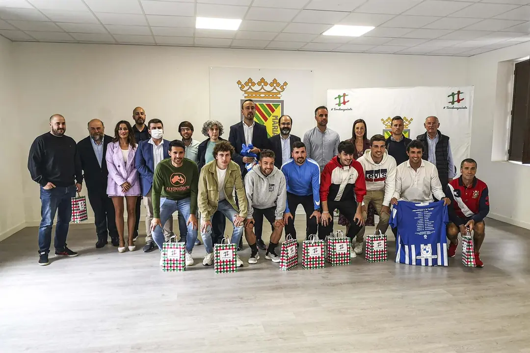 Recepción de la Corporación a la Gimnástica de Torrelavega